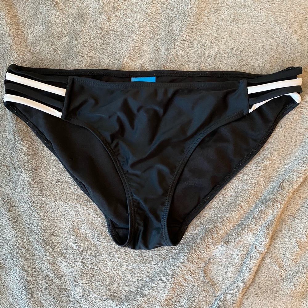 Bathing suit bottoms